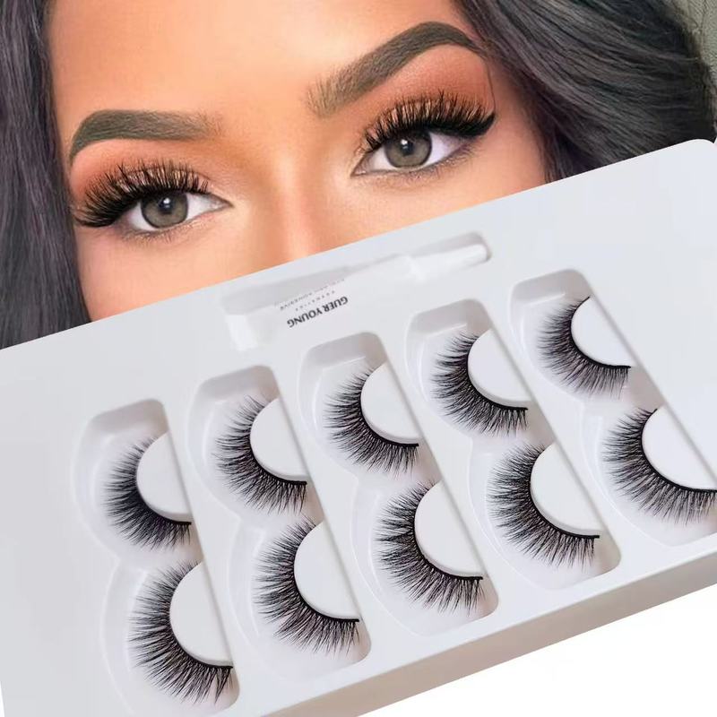 False eyelashes